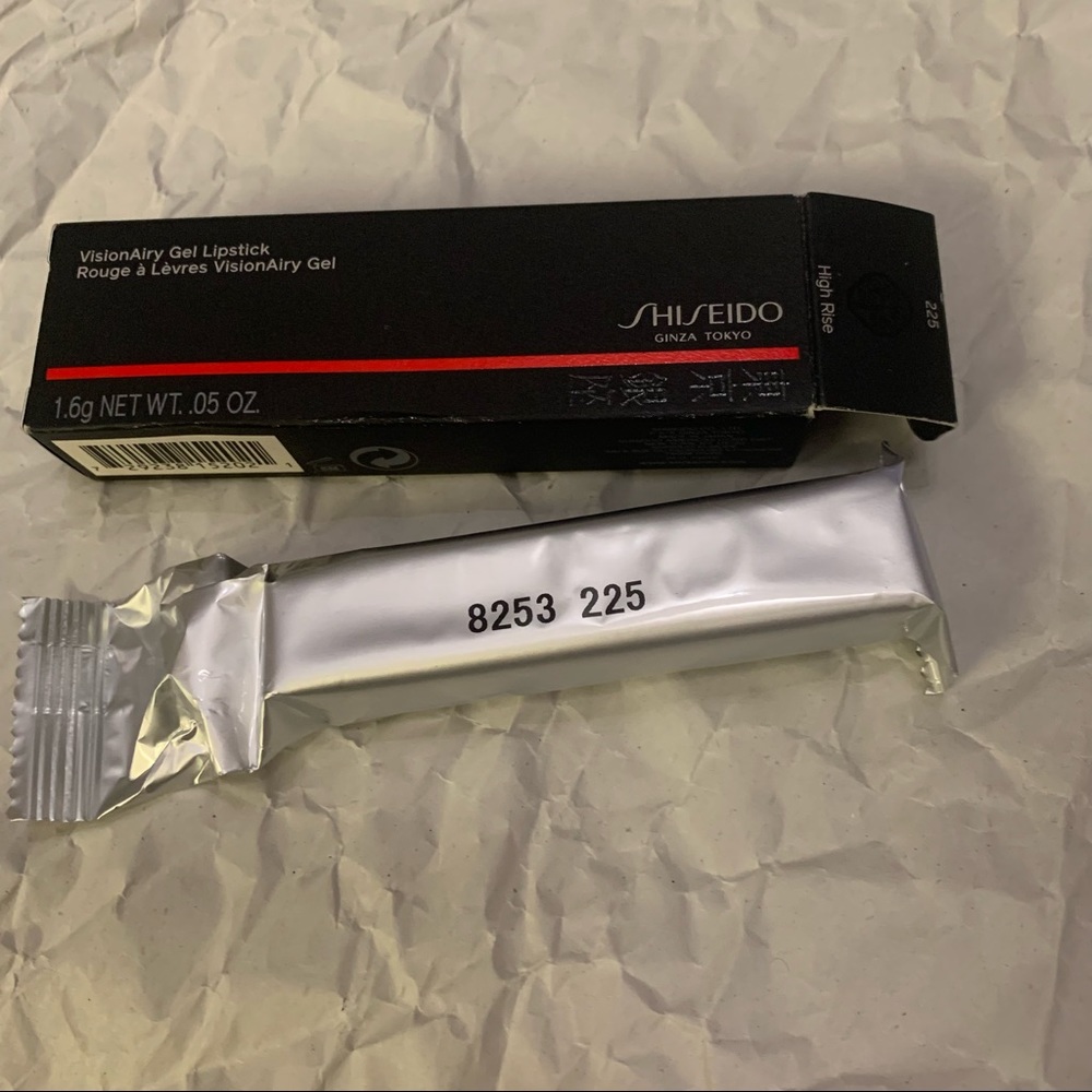 Shiseido lipstick